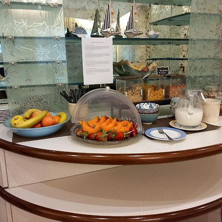 Acasamia Welchome Hotel Rimini Eksteriør billede
