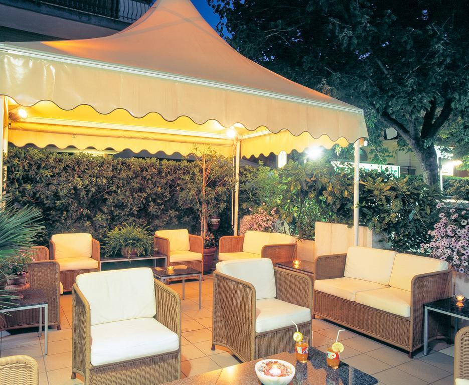 Acasamia Welchome Hotel Rimini Eksteriør billede