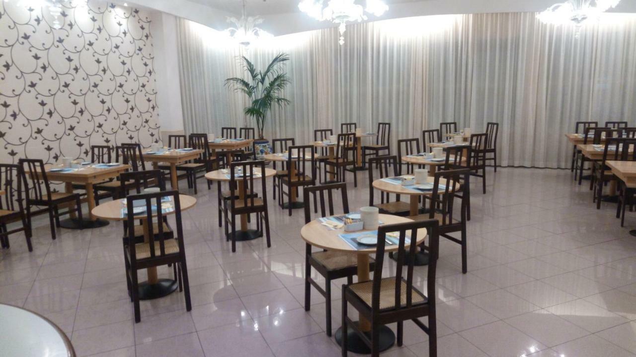 Acasamia Welchome Hotel Rimini Eksteriør billede